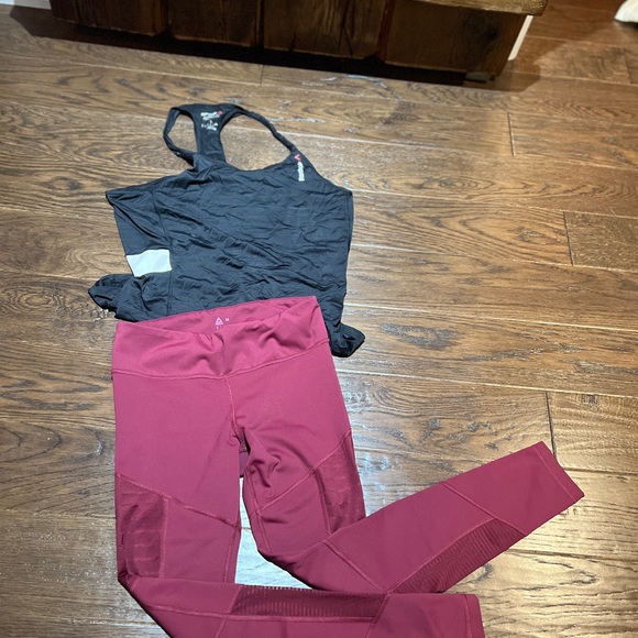 Reebok Burgundy Leggings - Picture 9 of 9